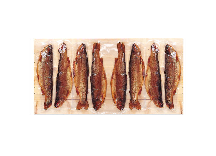 Geschenkkarton mit Forellen